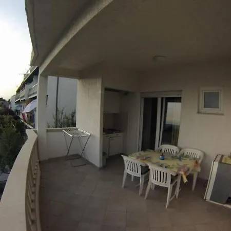 In With Sea View, Terrace, Air Conditioning, Wifi 5062-3 Apartment Duce